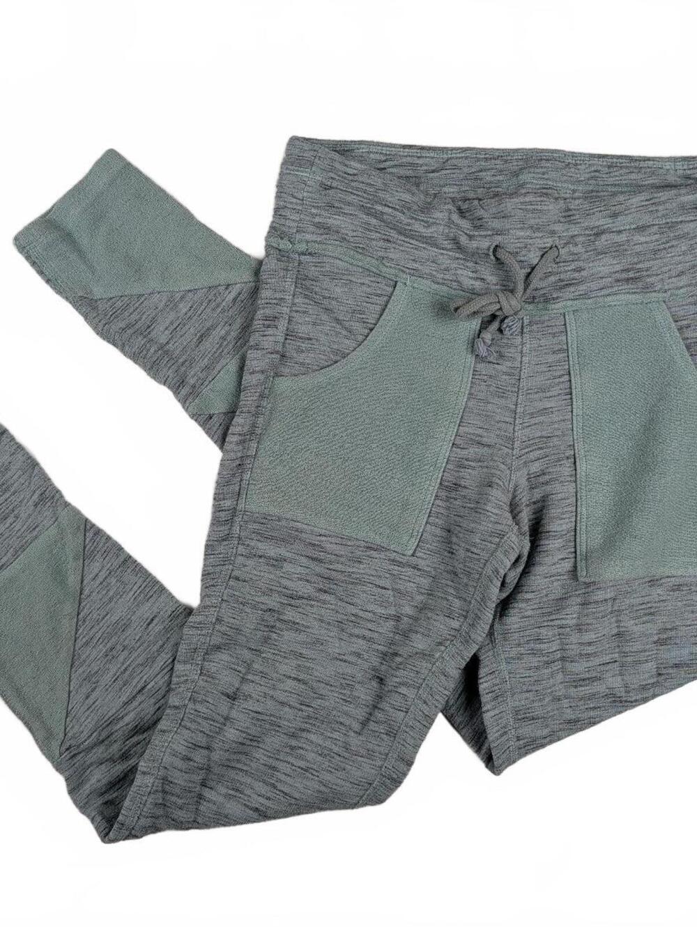 Free People FP Movement Womens XS Grey Green Colorblock Pocket Jogger Leggings